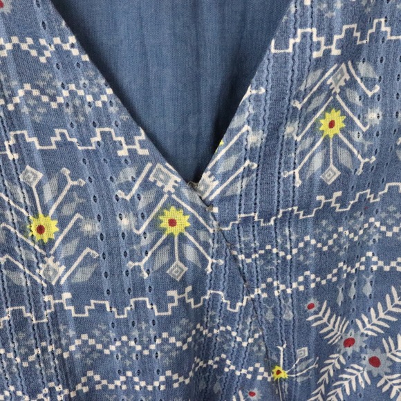 Anthropologie Forever That Girl Embroidered Smocked Waist Top XL Blue‎ Floral - Picture 10 of 10